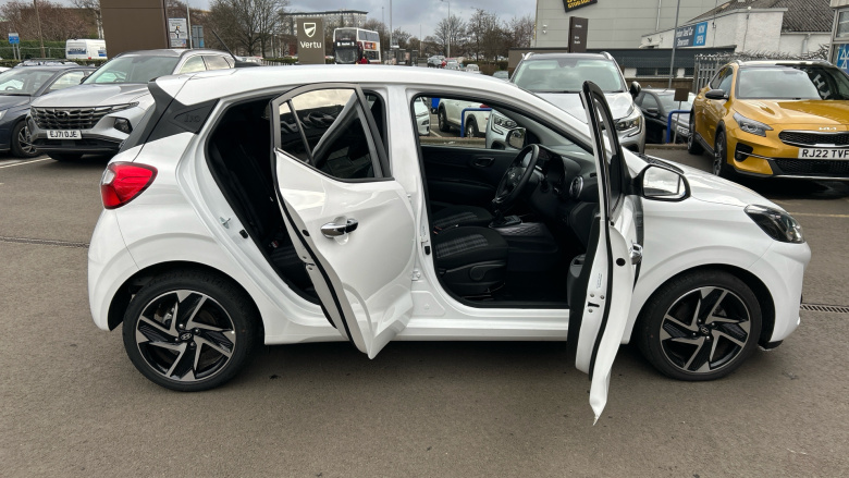 Hyundai i10 1.2 [79] Premium 5dr Auto [Nav] Petrol Hatchback